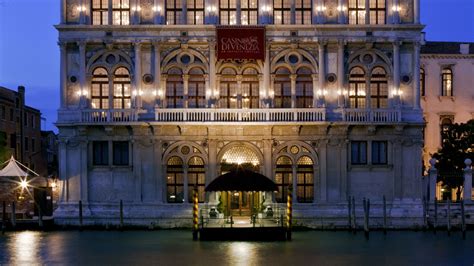 Casino di venezia código de vestuário