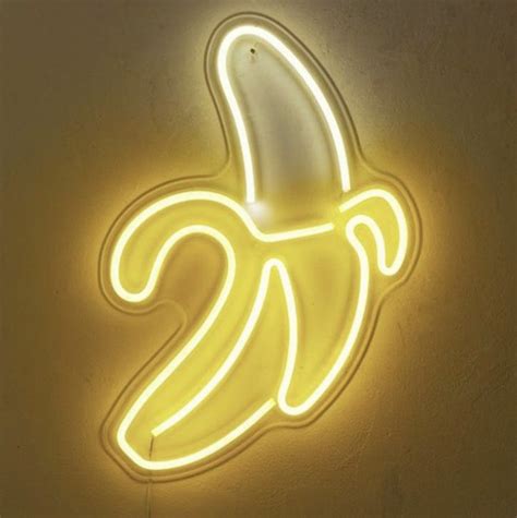 Neon Bananas bet365
